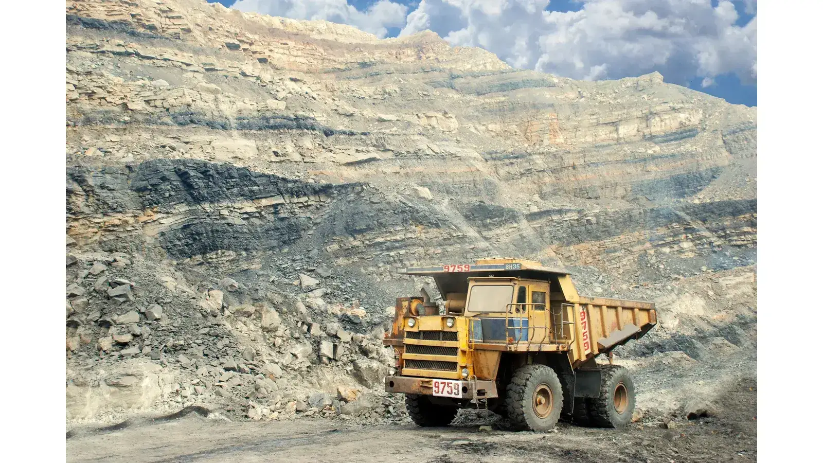 Large haul truck in an open quarry